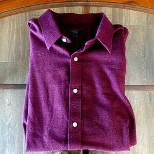 Men’s UntuckIt button down XL
